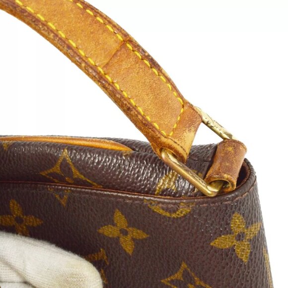 LOUIS VUITTON MONOGRAM MUSETTE TANGO SHORT SHOULDER BAG - Picture 4 of 9